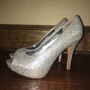 Shoes - Heels Shoes - Heels